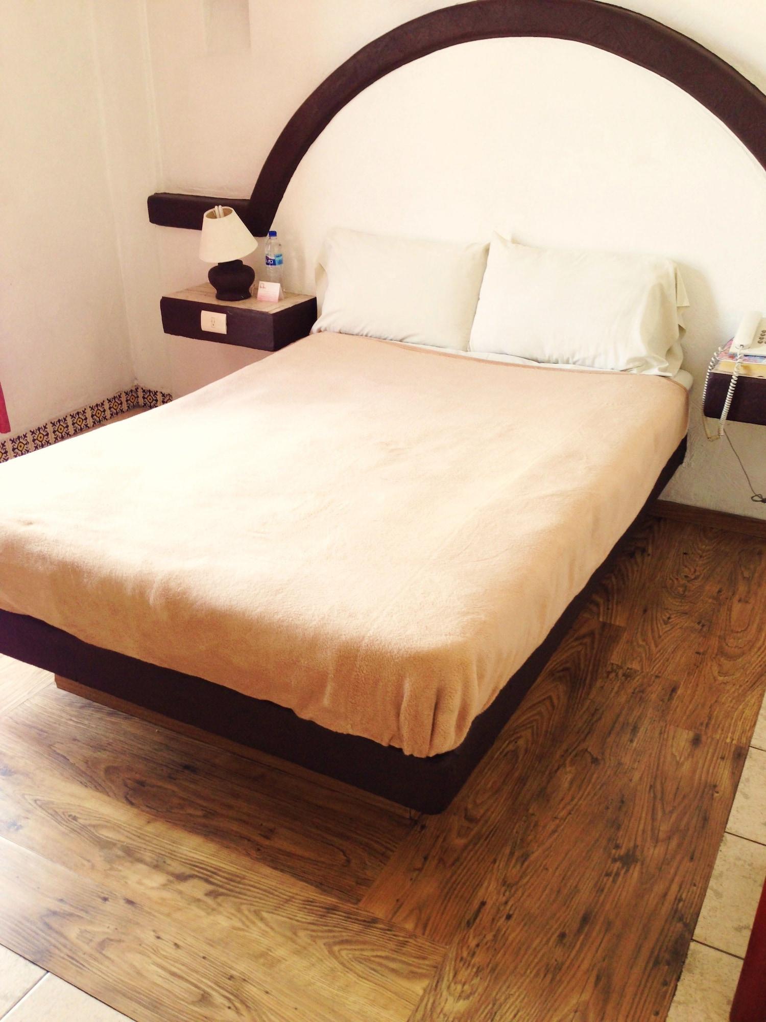 Hotel Plaza Morelia Kültér fotó