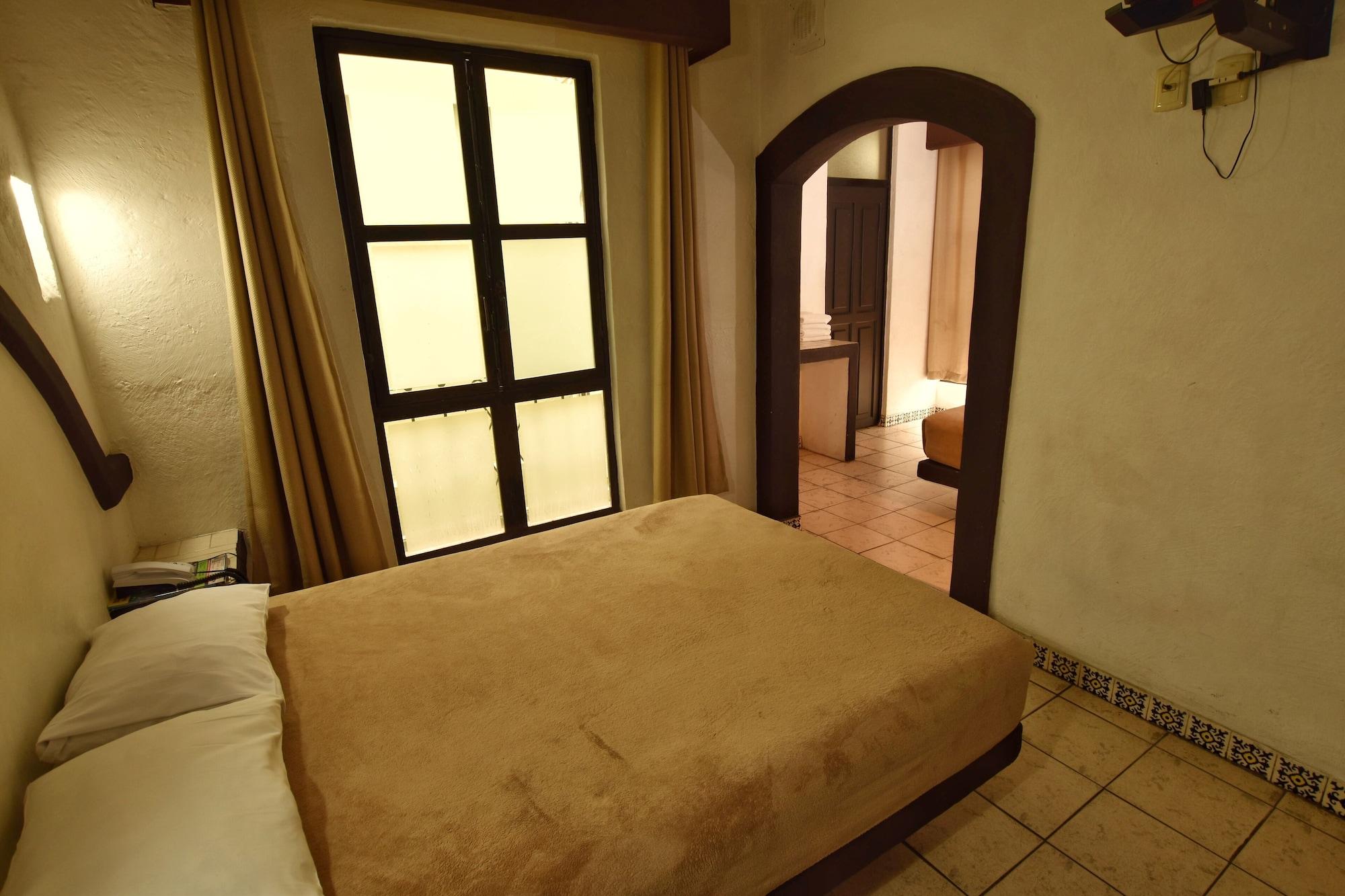 Hotel Plaza Morelia Kültér fotó